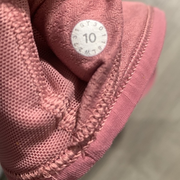 Lululemon Free to Be Bra Wild *Light Support, A/B Cup - Brier Rose size 10 - Picture 6 of 11